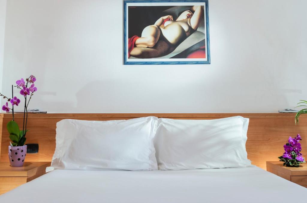 لينانو سابيادورو Aparthotel Esperya الغرفة الصورة