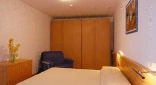 لينانو سابيادورو Aparthotel Esperya المظهر الخارجي الصورة